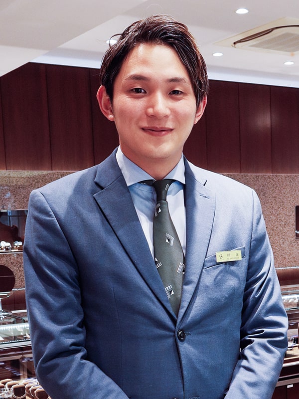 川住 恵