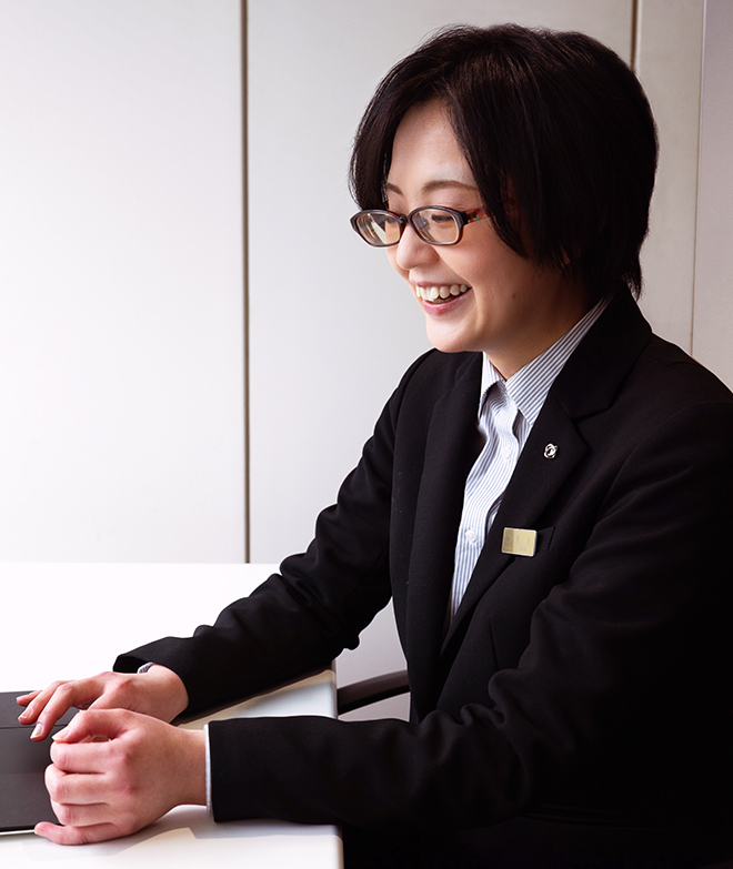 リクルートインタビューメインビジュアル